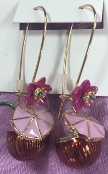 Betsey Johnson island time coconut - Picture 3 of 3